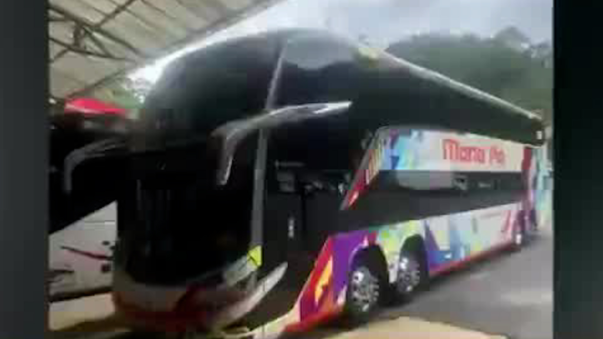 Vandalizan autobús de Transtusa | VIDEO