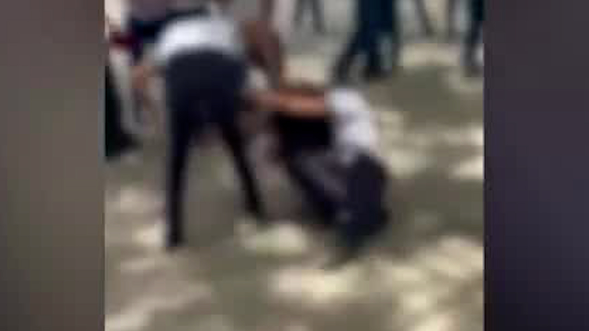 Madre denuncia acoso escolar contra su hija