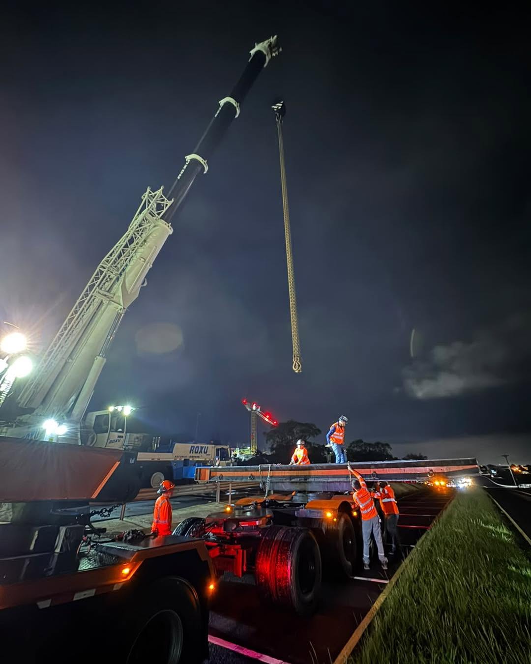 Las obras avanzan cerca del aeropuerto Juan Santamaría.