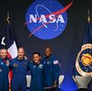 La NASA presentó a los cuatro astronautas que integrarán la misión Artemis III. (Foto por RONALDO SCHEMIDT / AFP)