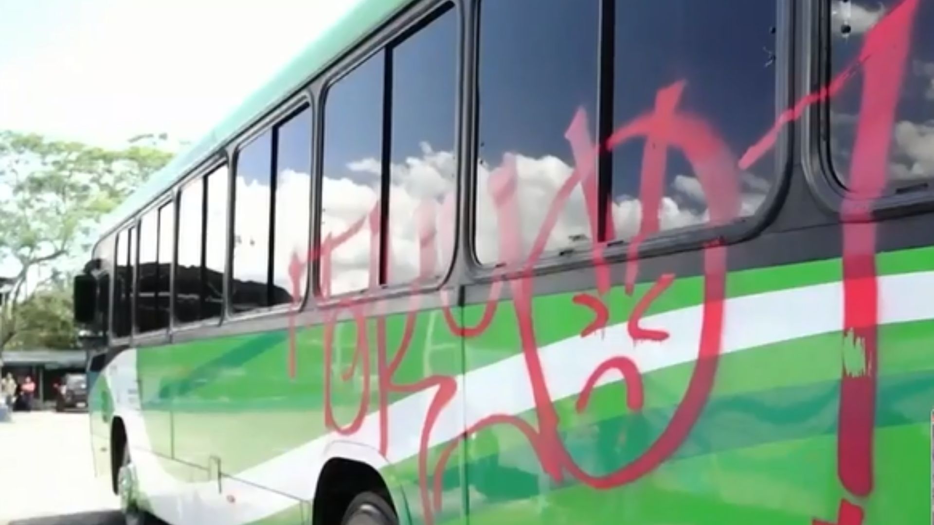 Actos de vandalismo afectan autobuses
