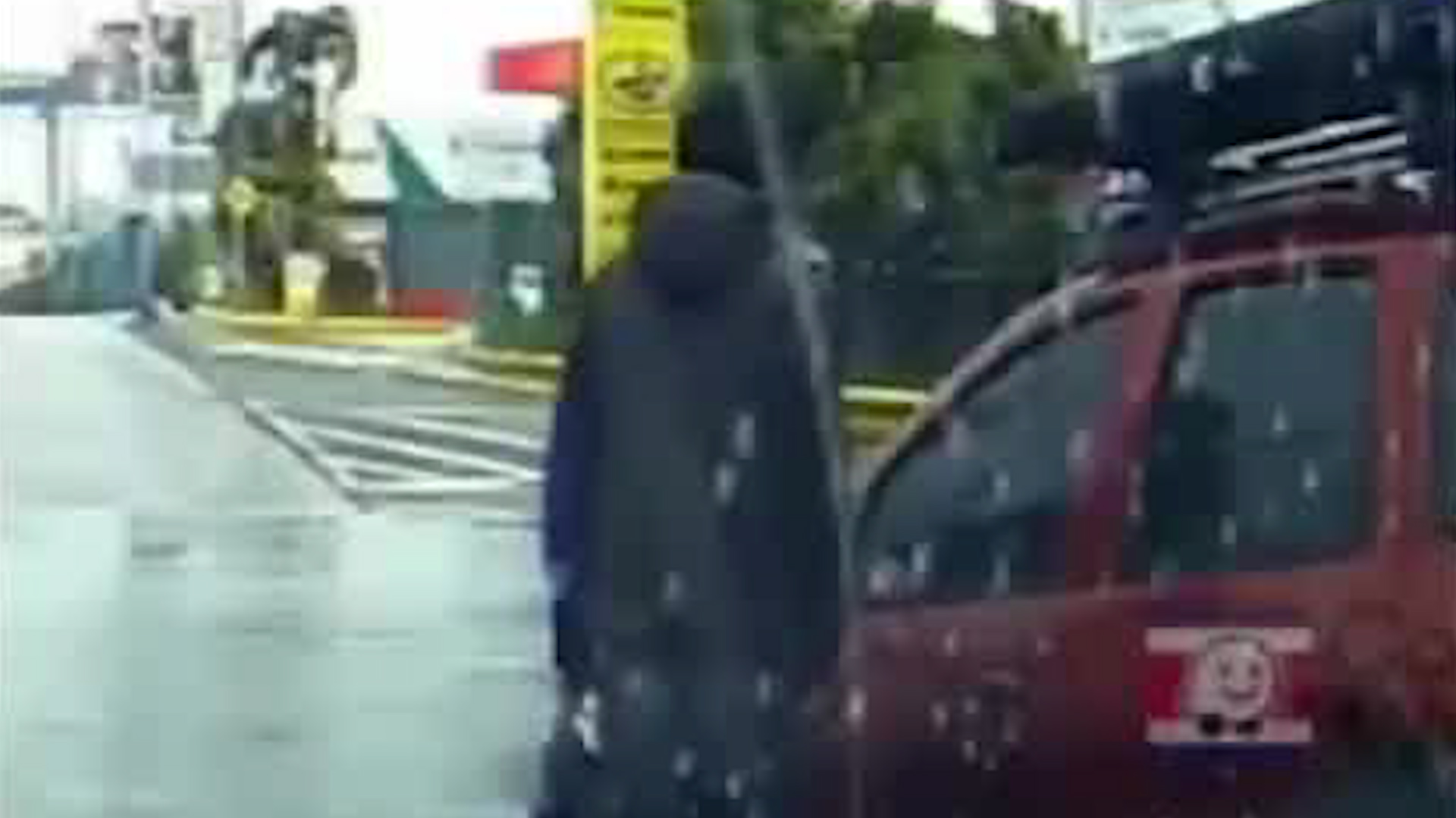 Conductores atemorizados por hombre que daña vehículos en San José