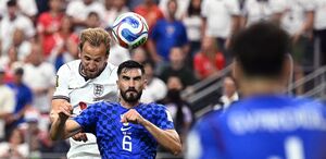 Con un doblete de Harry Kane, Inglaterra superó 4-2 a Croacia en su estreno en el Mundial 2026. (Foto por PAUL ELLIS / AFP)
