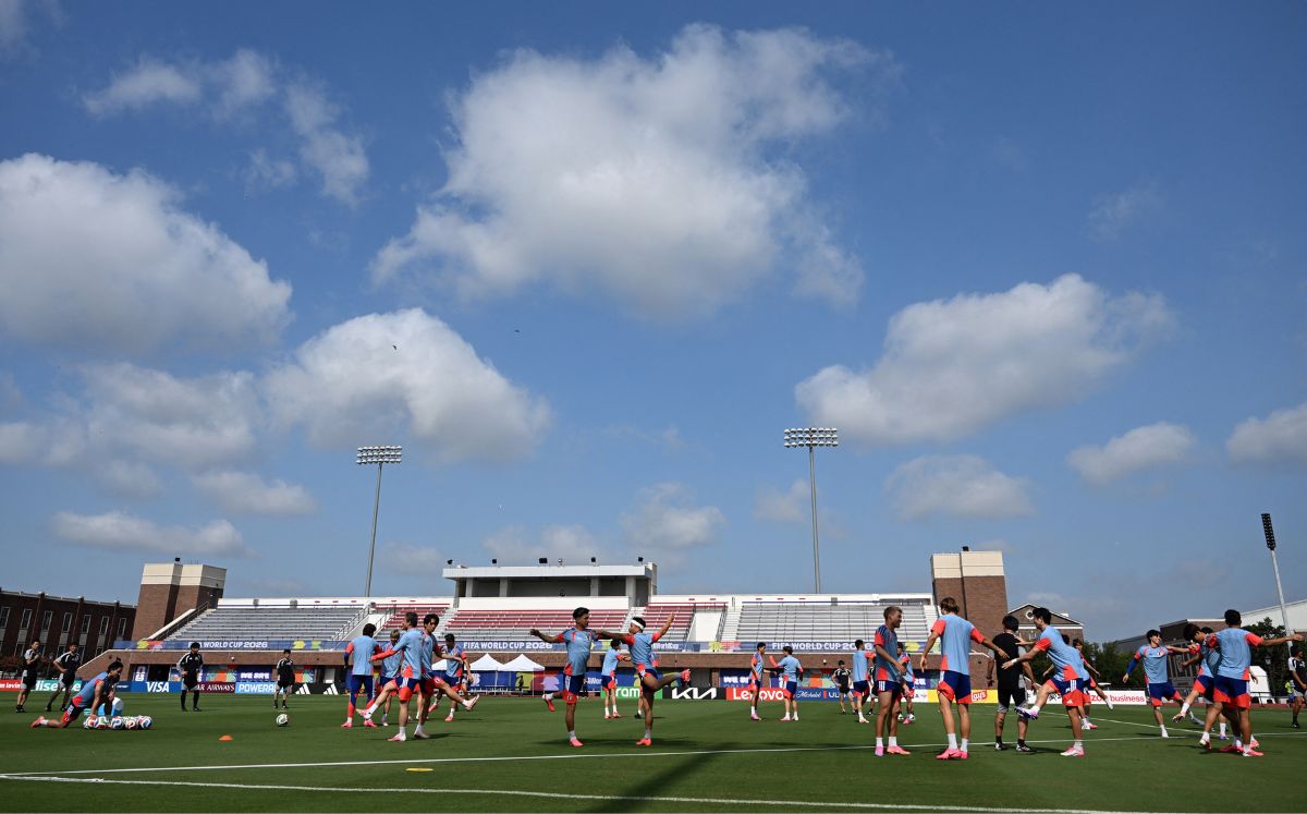 Este 25 de junio se juegan seis partidos. (Foto por PAUL ELLIS / AFP)