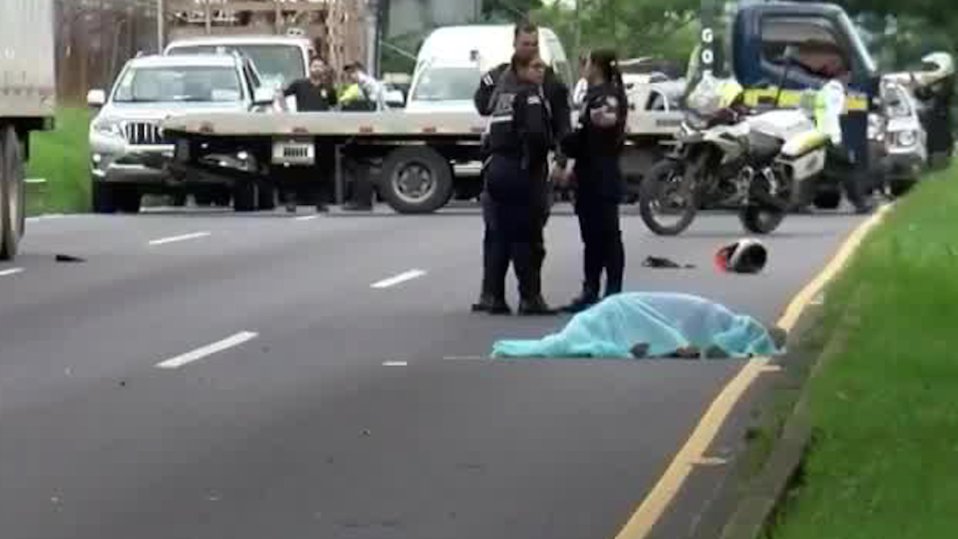 Reportan cuatro muertes en carretera en menos de 12 horas