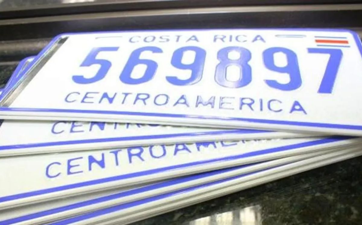Las personas pueden comunicarse con el Centro de Contactos del Registro Nacional para más información.