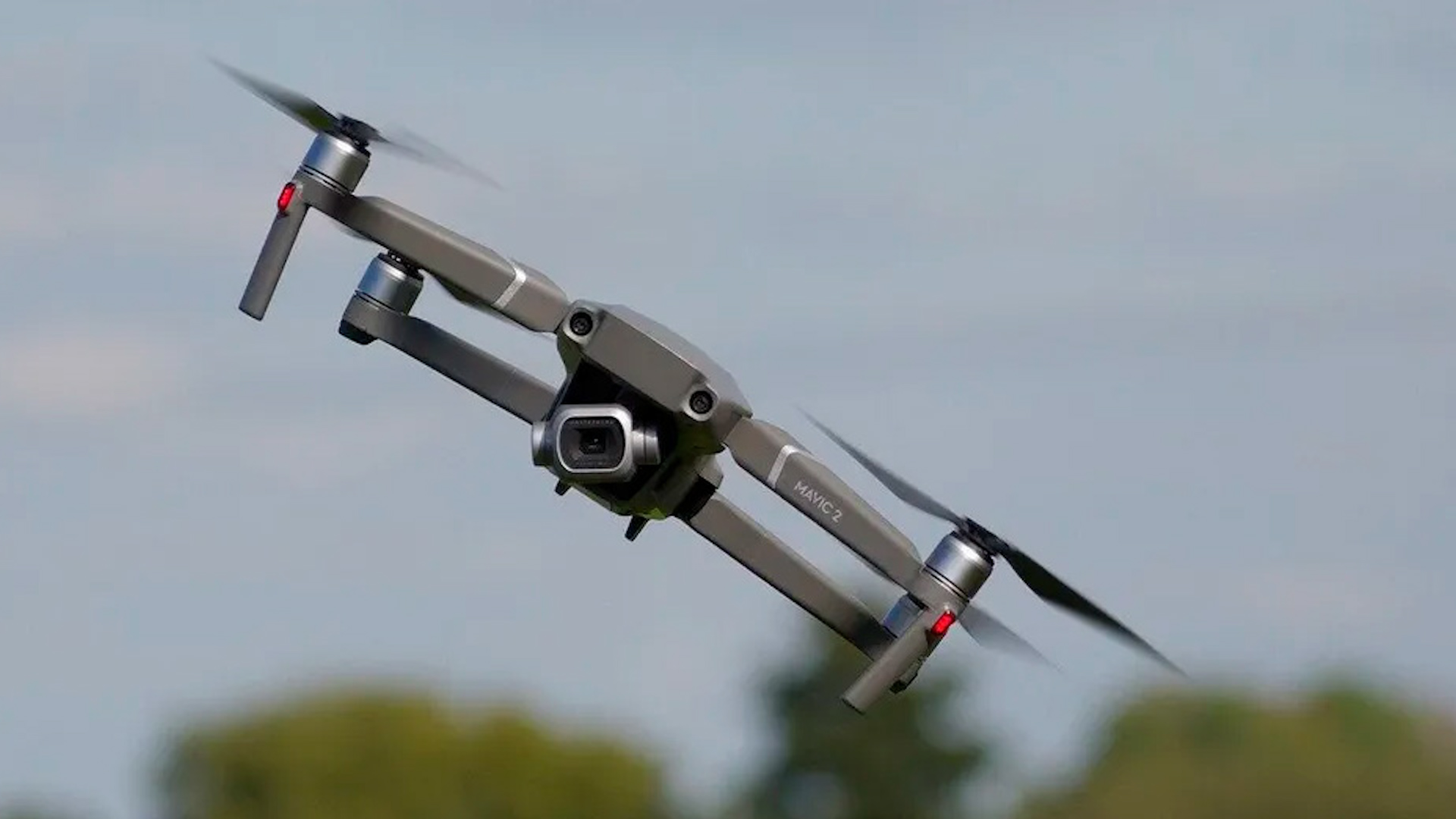Bandas utilizan drones y cámaras para vigilar a policía