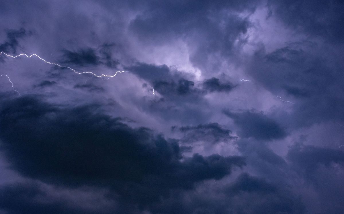El IMN prevé lluvias fuertes y tormentas en varias regiones del país este sábado.