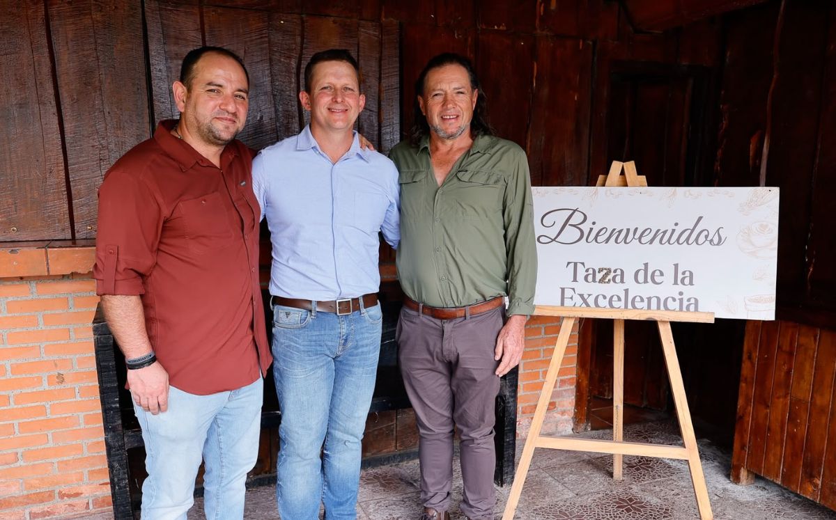 Tres productores de Dota llevaron al café costarricense a lo más alto de Taza de la Excelencia 2026.