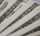 La diferencia entre ambos precios se conoce como spread.