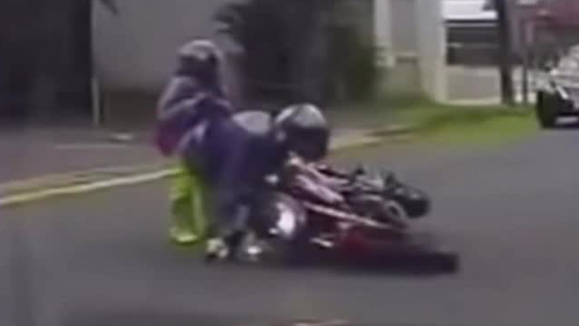 Mujer es agredida por conductor en Tibás | VIDEO