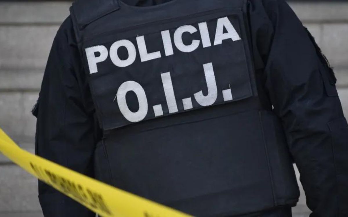 Los agentes de la Sección Anticorrupción allanaron varias oficinas de la Municipalidad de Osa.