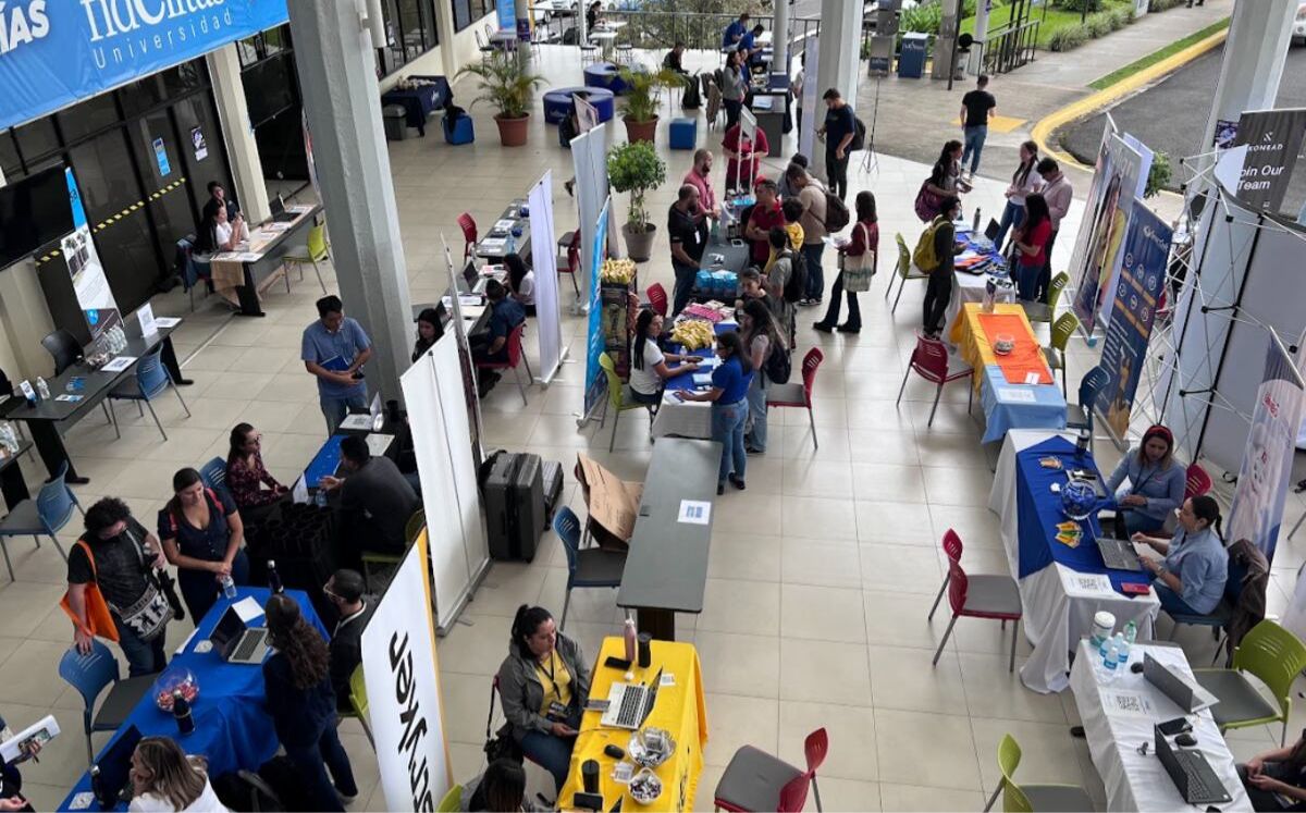 Universidad Fidélitas realizará feria de empleo con más de 500 vacantes