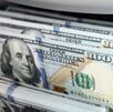 La diferencia entre ambos precios se conoce como spread.