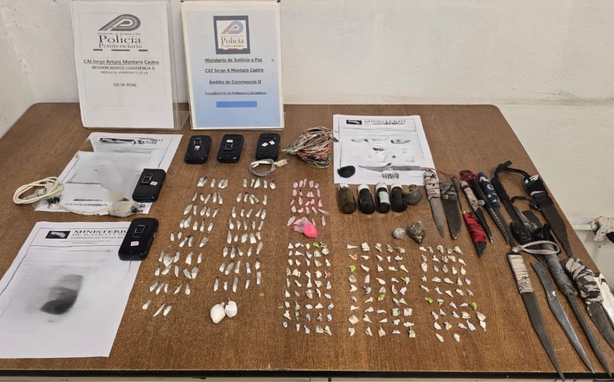 Policía Penitenciaria decomisa celulares, drogas y armas en La Reforma