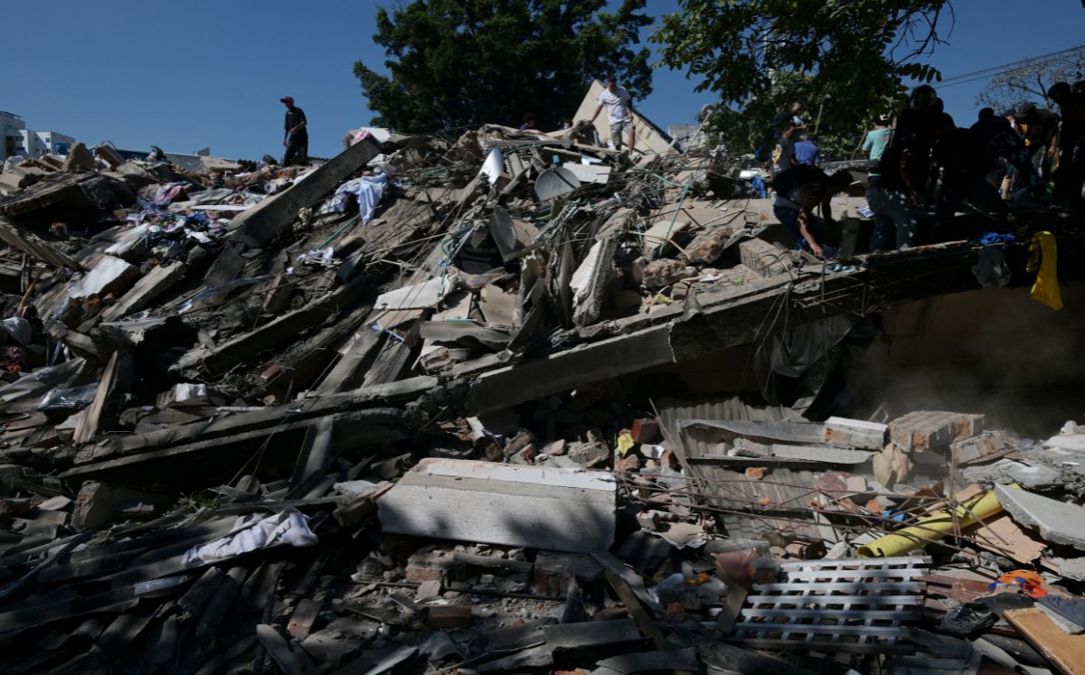 El sismo ocurrió a las 7:34 a.m. hora local. (Foto por JOAQUIN SARMIENTO / AFP)