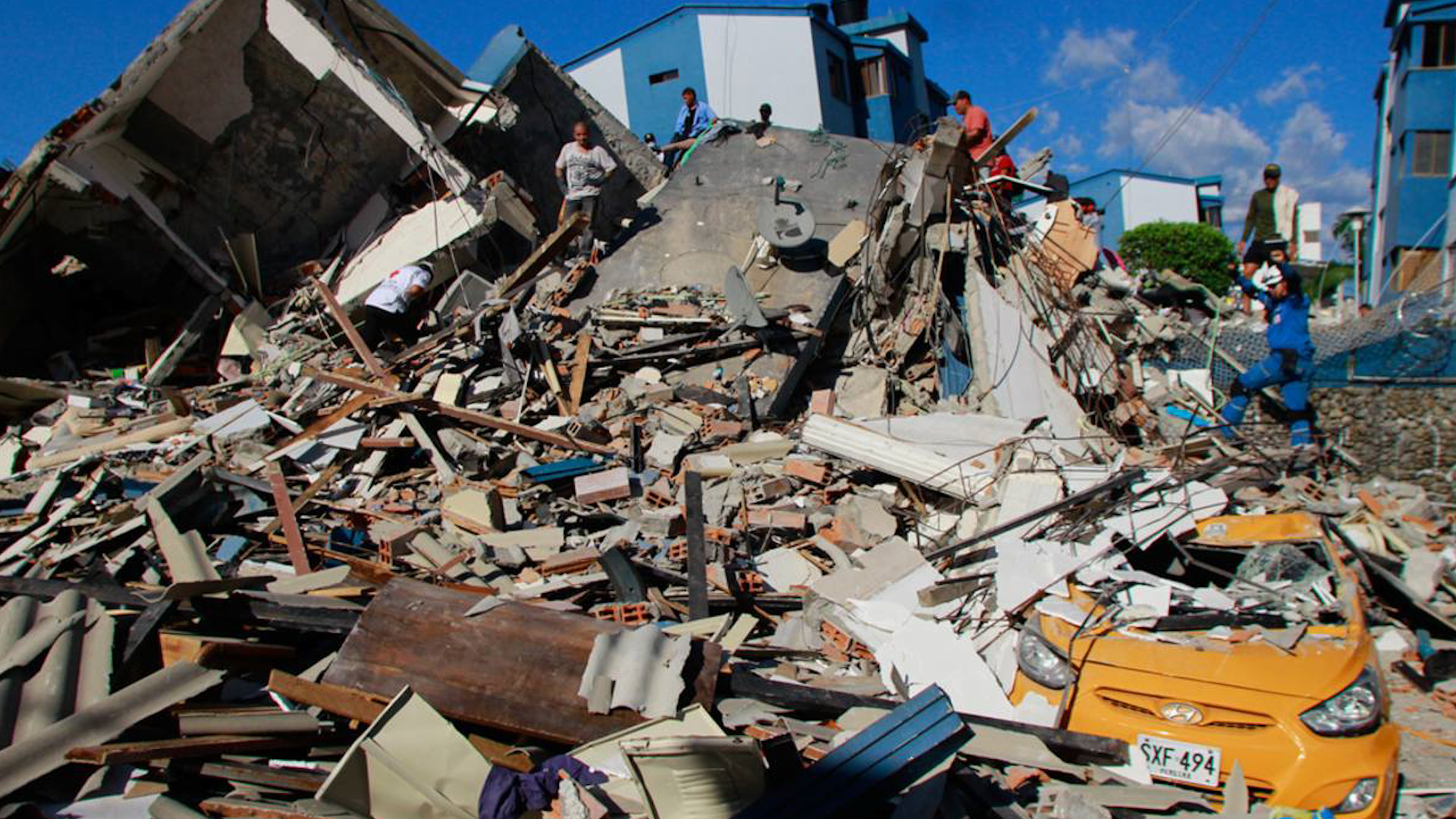 Terremoto de 7.4 en Colombia deja 111 muertos y 61 edificios destruidos