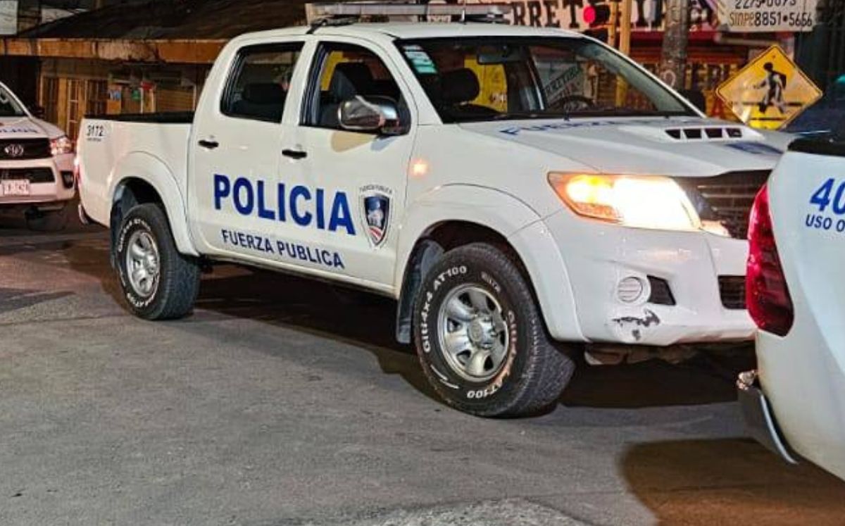 Hombre es localizado sin vida con heridas de bala en Alajuelita.