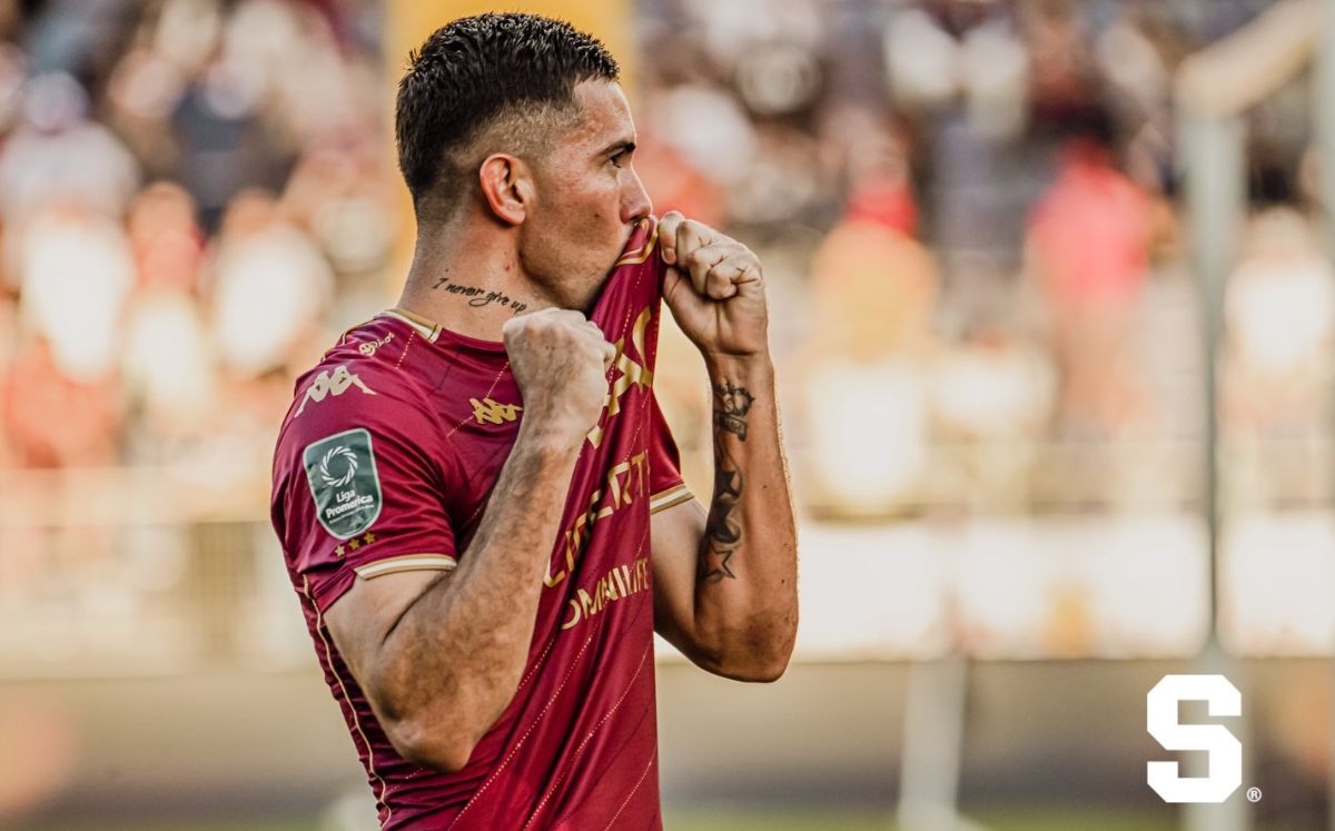 Jefferson Brenes deja Saprissa y se marcha a Indonesia
