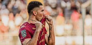 Jefferson Brenes deja Saprissa y se marcha a Indonesia