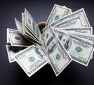 La diferencia entre ambos precios se conoce como spread.
