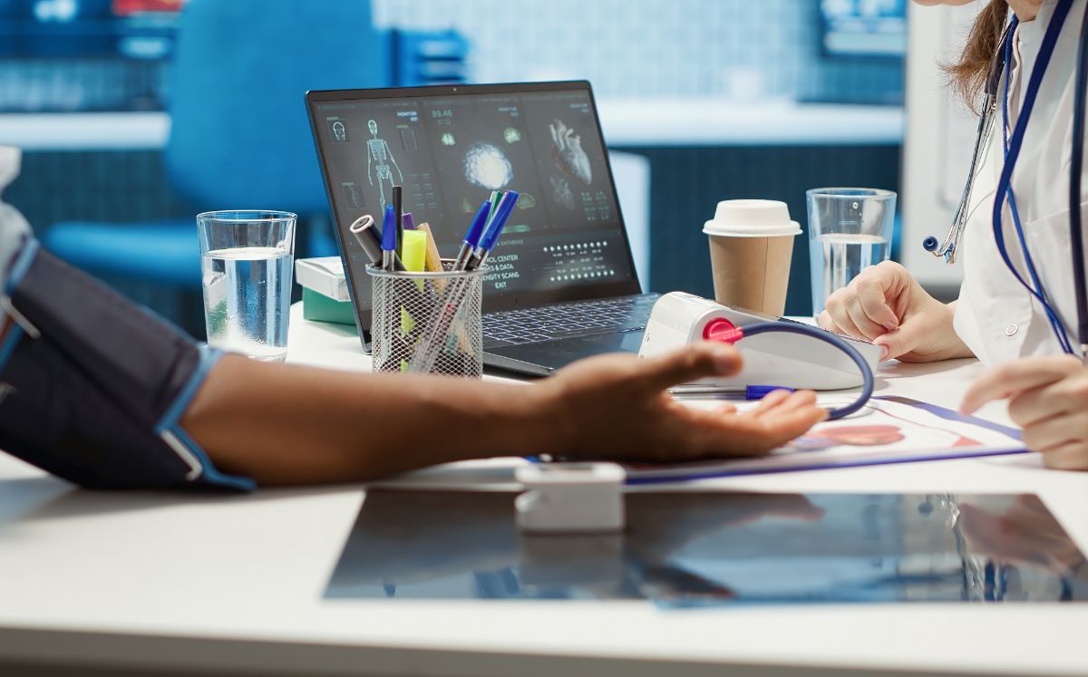 Salud e Ingeniería lideran preferencias de jóvenes ticos