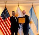 Carlo Díaz recibió reconocimiento de la DEA. (Ministerio Público)