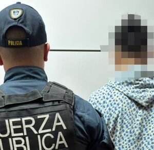 Sospechoso detenido en Alajuelita. (MPS)