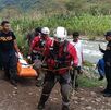 Cruz Roja realiza rescate tras caída de persona al Río Chirripó
