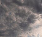 Humedad y altas temperaturas favorecerán lluvias y tormentas este viernes.