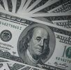 La diferencia entre ambos precios se conoce como spread.