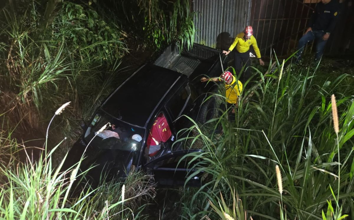 El accidente ocurrió100 metros al norte de la Iglesia de la Trinidad. (Bomberos de Costa Rica)