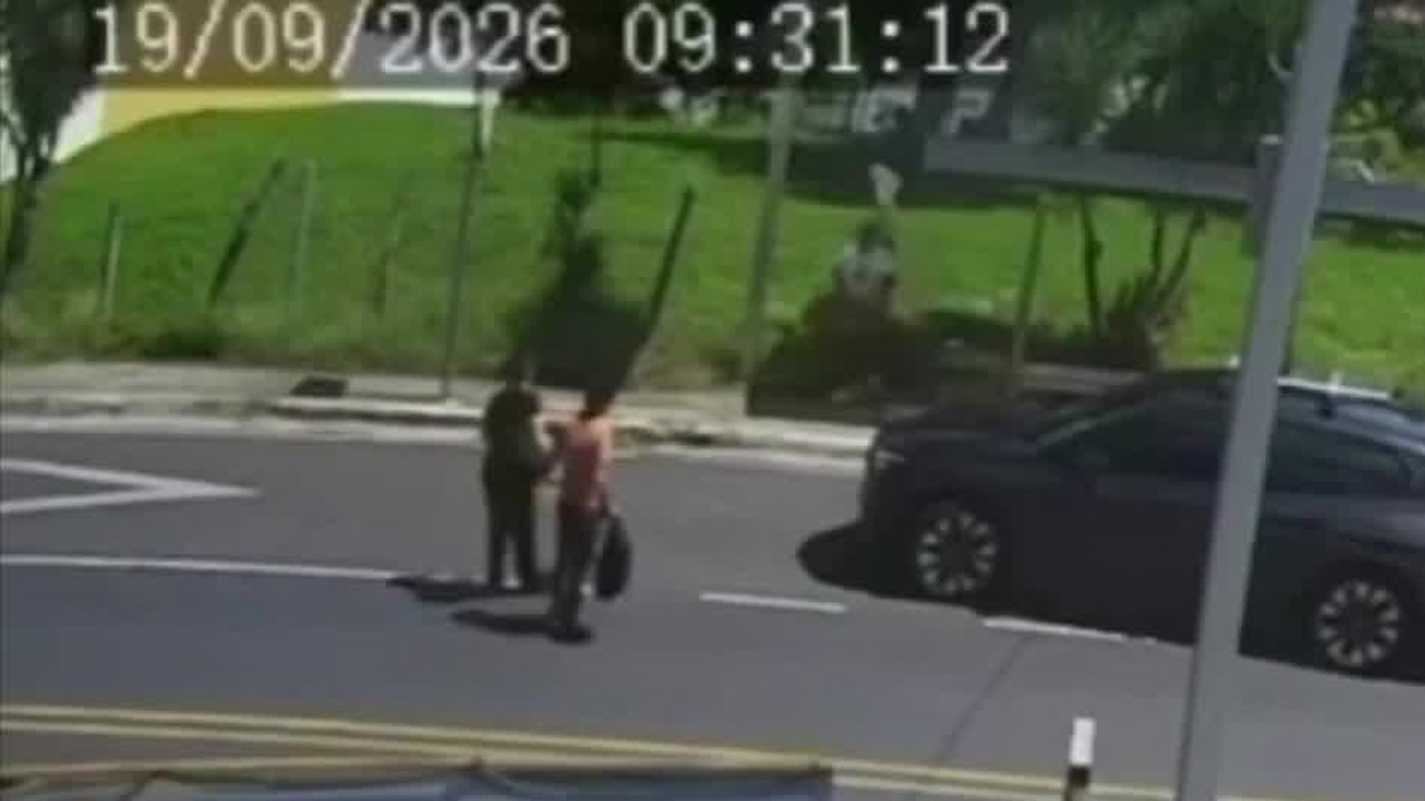 Una mujer fue agredida en una parada de autobús en Escazú y el sospechoso quedó libre