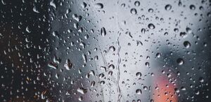 Aguaceros con tormenta eléctrica se esperan para la tarde de este martes en varias regiones del país.