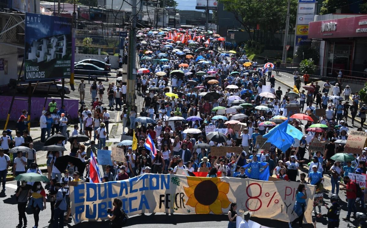 Rectores advierten que seguirán las protestas por recortes