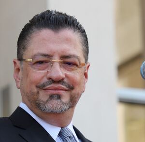 Chaves reconoce falta de transparencia